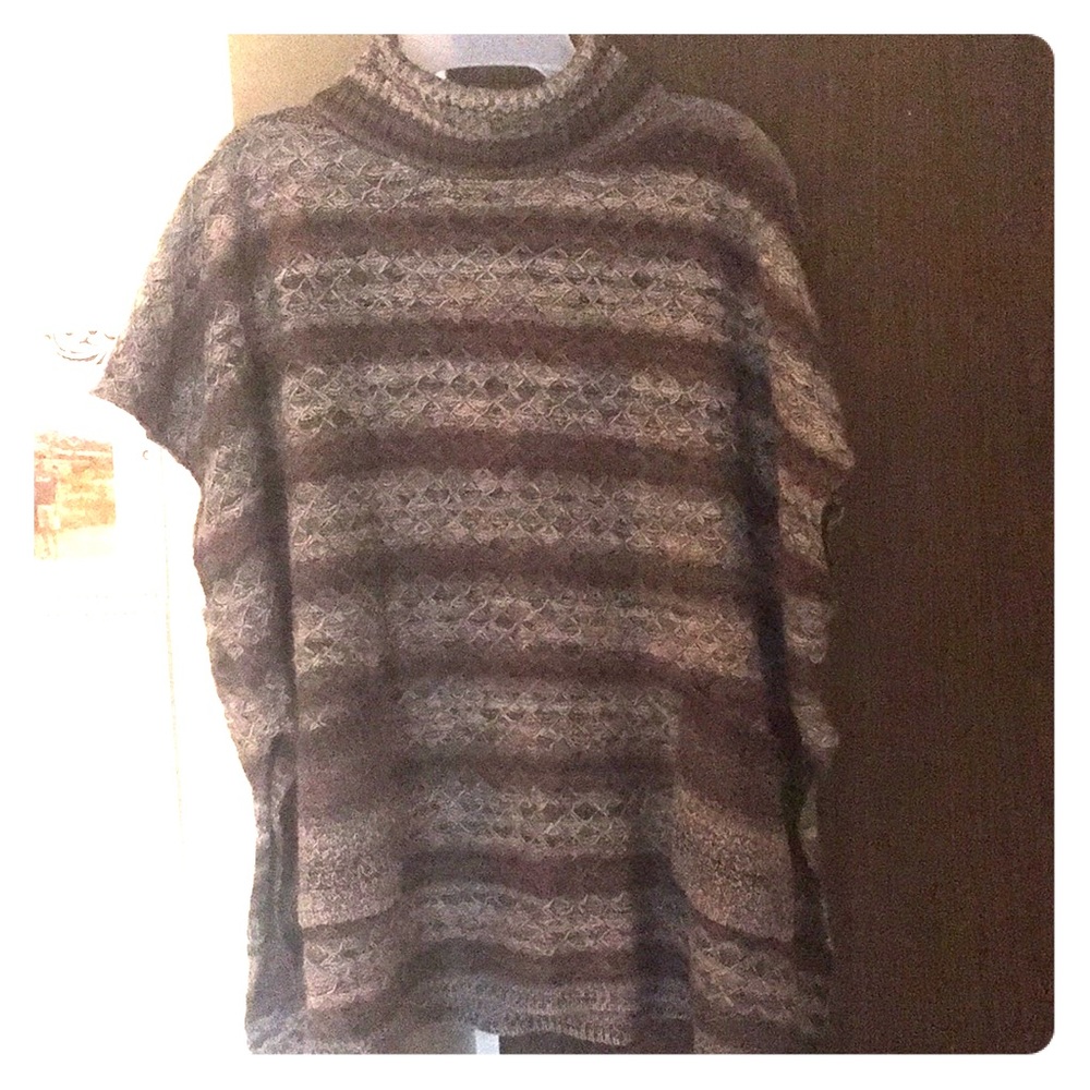 Turtleneck poncho